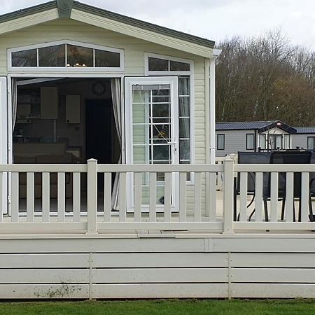 Caravan In The Cotswolds Cirencester Exterior foto