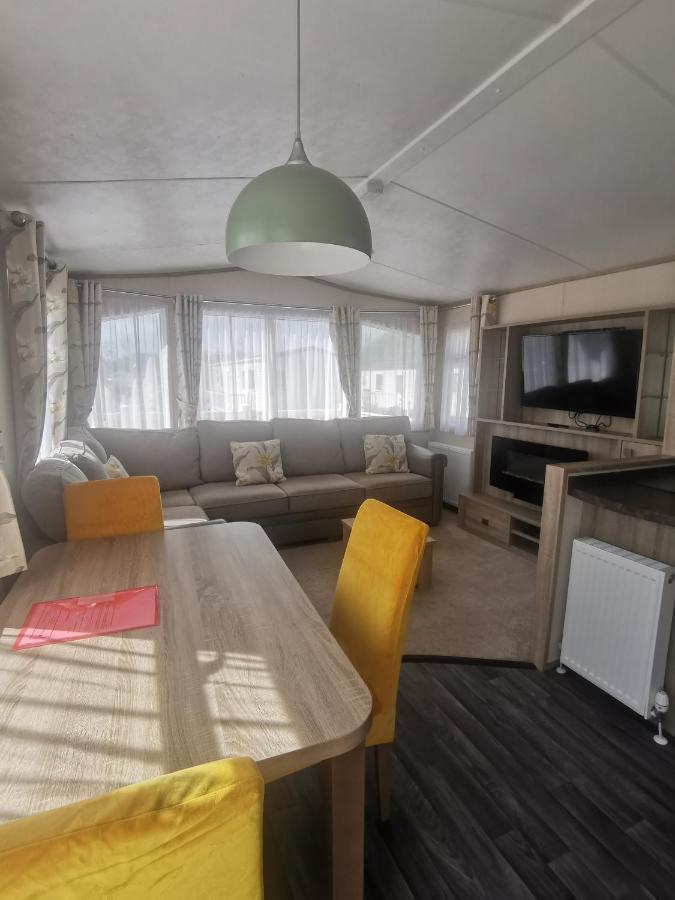 Caravan In The Cotswolds Cirencester Exterior foto