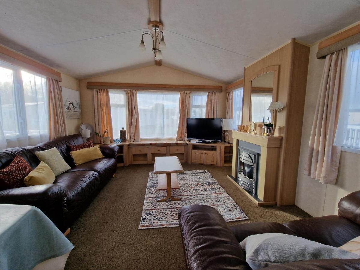 Caravan In The Cotswolds Cirencester Exterior foto